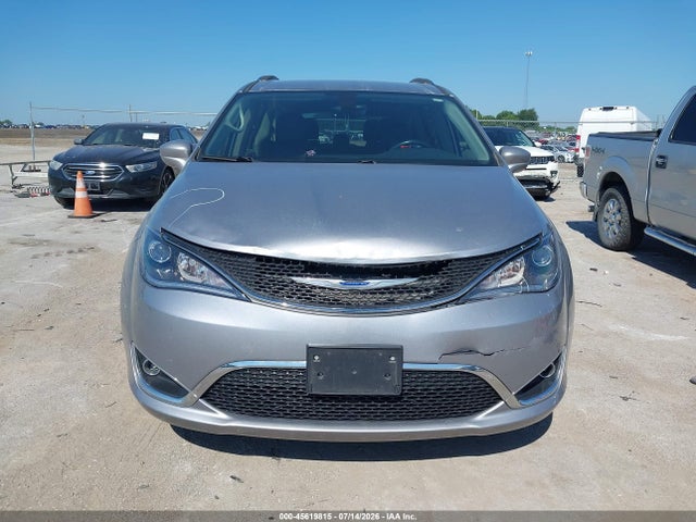 45619815 :رقم المزاد ، 2C4RC1BG0KR612870 vin ، 2019 Chrysler Pacifica Touring L مزاد بيع