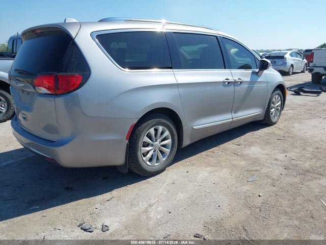 45619815 :رقم المزاد ، 2C4RC1BG0KR612870 vin ، 2019 Chrysler Pacifica Touring L مزاد بيع