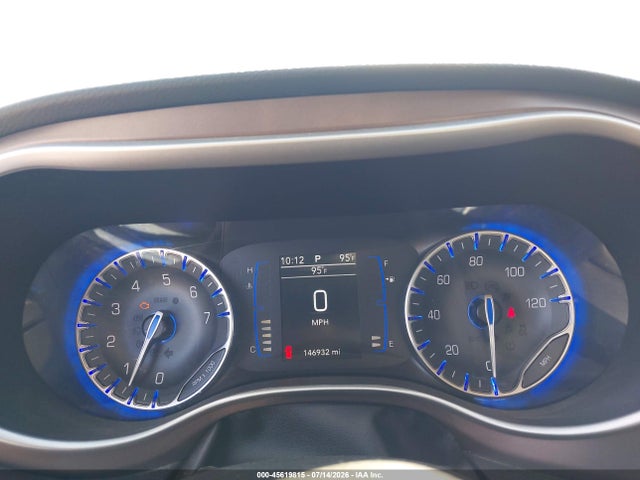 45619815 :رقم المزاد ، 2C4RC1BG0KR612870 vin ، 2019 Chrysler Pacifica Touring L مزاد بيع
