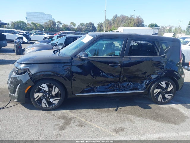 KNDJ53AU2P7887580 KIA Soul Gt-line