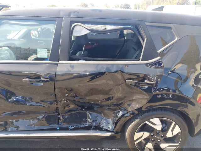 KNDJ53AU2P7887580 KIA Soul Gt-line