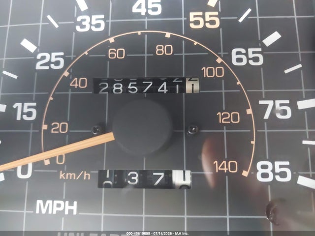 1984 Toyota Pickup 1/2 Ton Rn55 Sr5 მანქანა იყიდება აუქციონზე, vin: JT4RN55S3E0034098, აუქციონის ნომერი: 45619858