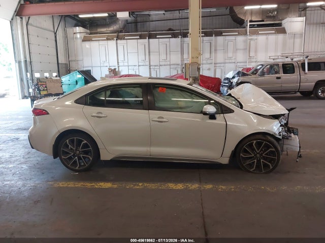 JTDM4MCE1NJ094833 Toyota Corolla Se 6mt