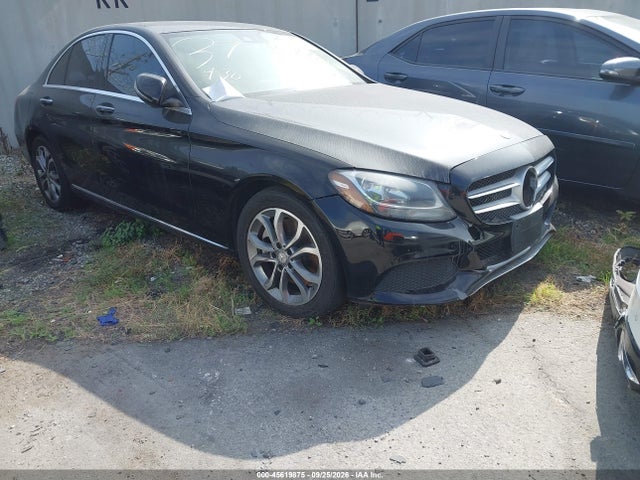 Mercedes-Benz C 300 2016 55SWF4JB2GU150878 zdjęcie główne