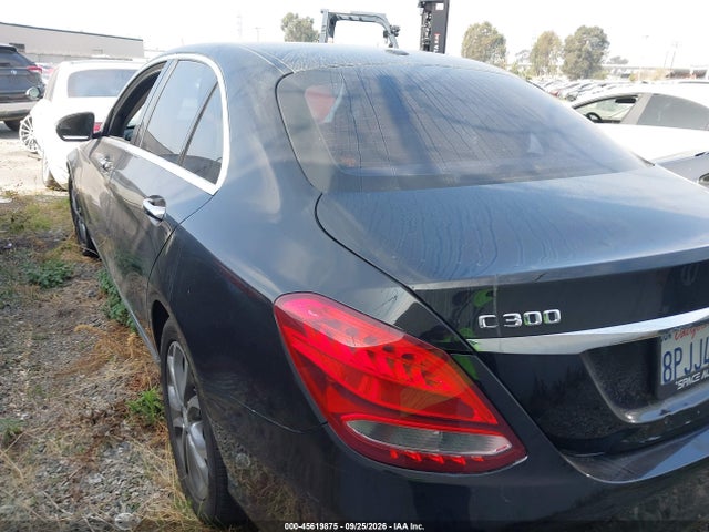 Mercedes-Benz C 300 2016 55SWF4JB2GU150878 Image 3