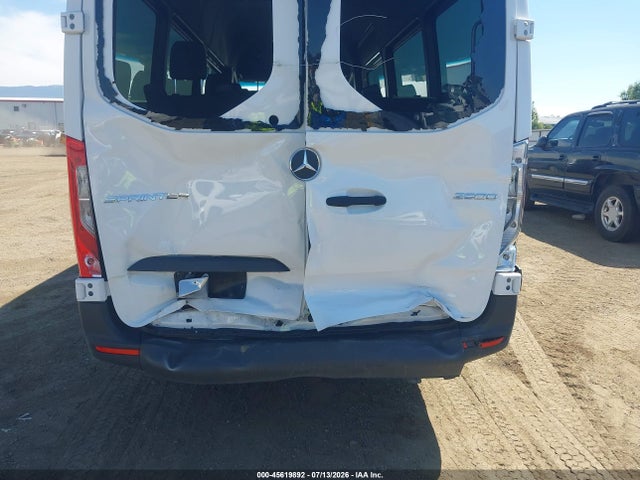 W1Z4KGHYXTT605152 Mercedes-Benz Sprinter 2500 High Roof 4-cyl Diesel