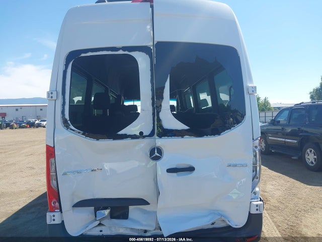 W1Z4KGHYXTT605152 Mercedes-Benz Sprinter 2500 High Roof 4-cyl Diesel