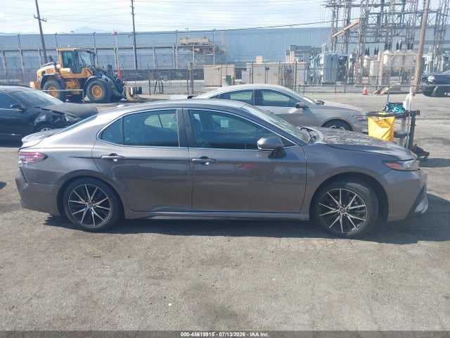 4T1G11AK7RU877121 Toyota CAMRY SE