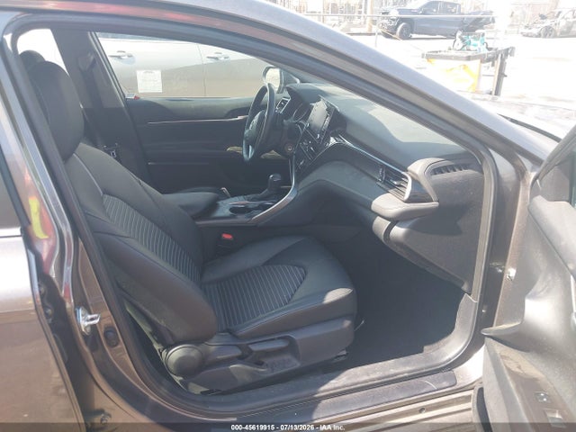 4T1G11AK7RU877121 Toyota CAMRY SE