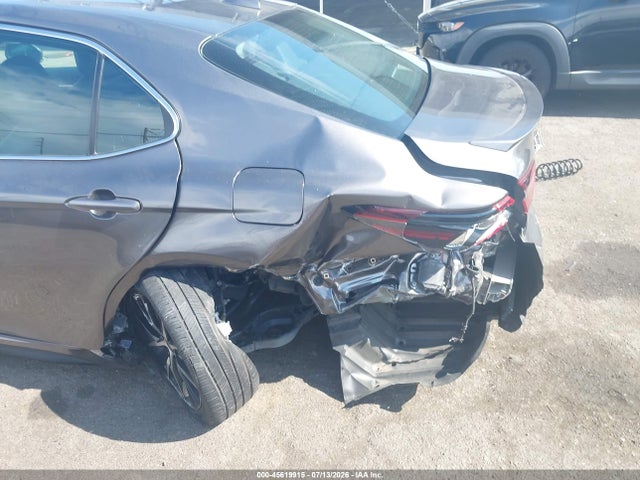 4T1G11AK7RU877121 Toyota CAMRY SE