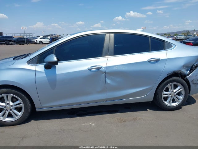 1G1BE5SM0H7236831 Chevrolet Cruze Lt Auto