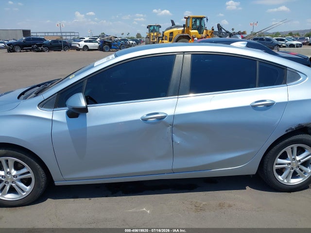 1G1BE5SM0H7236831 Chevrolet Cruze Lt Auto