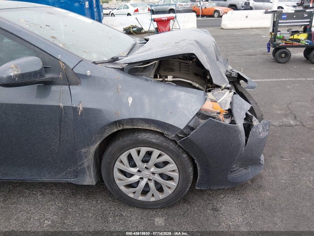 Toyota COROLLA LE 2017 2T1BURHE4HC932284 Image 19