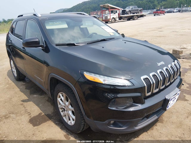 Auction sale of the 2014 Jeep Cherokee Latitude, vin: 1C4PJMCS8EW179392, lot number: 45619985