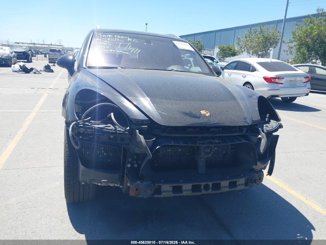 Продажа на аукционе авто 2012 Porsche Cayenne Turbo, vin: WP1AC2A27CLA82656, номер лота: 45620010