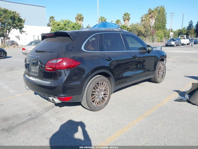 Продажа на аукционе авто 2012 Porsche Cayenne Turbo, vin: WP1AC2A27CLA82656, номер лота: 45620010