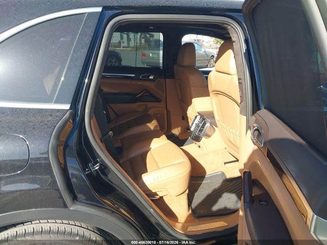 Продажа на аукционе авто 2012 Porsche Cayenne Turbo, vin: WP1AC2A27CLA82656, номер лота: 45620010