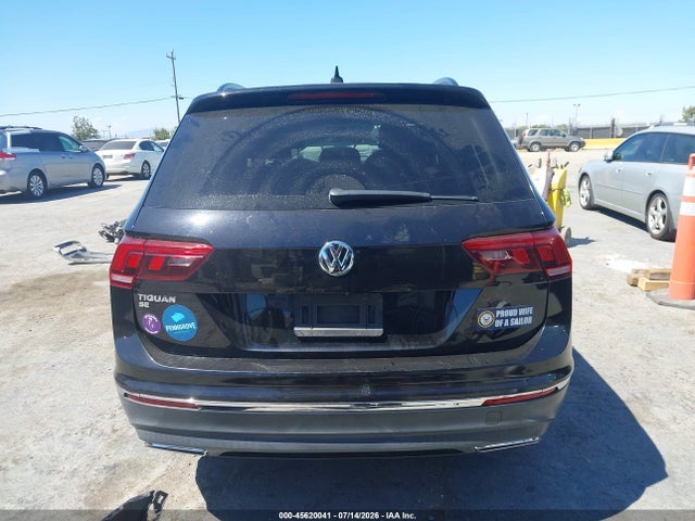 3VV3B7AX2LM011659 Volkswagen Tiguan 2.0t Se/2.0t Se R-line Black/2.0t Sel