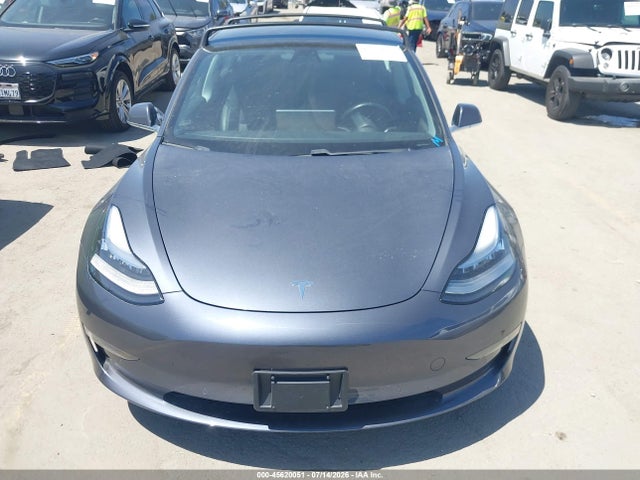 Tesla Model 3 Long Range/mid Range 2018 5YJ3E1EA9JF048170 Image 12