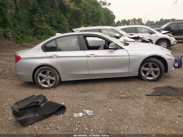 2014 Bmw 328i Xdrive მანქანა იყიდება აუქციონზე, vin: WBA3B3G56ENR82098, აუქციონის ნომერი: 45620062