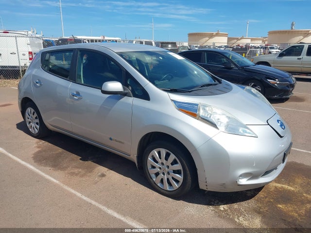 Nissan LEAF S 2015 1N4AZ0CP4FC329803 Image 1