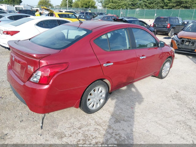 2015 Nissan Versa 1.6 S/1.6 S+/1.6 Sl/1.6 Sv მანქანა იყიდება აუქციონზე, vin: 3N1CN7AP0FL888475, აუქციონის ნომერი: 45620101