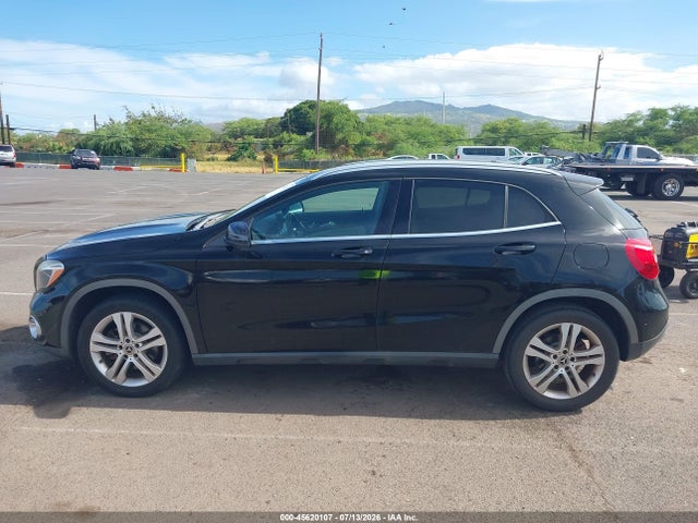 WDCTG4EB7JJ465102 Mercedes-Benz GLA 250