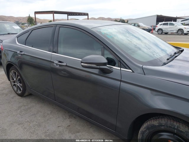 3FA6P0CD3LR130126 Ford FUSION SEL