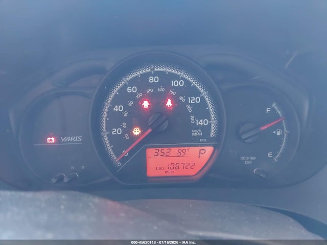 VNKKTUD32GA067318 Toyota YARIS L