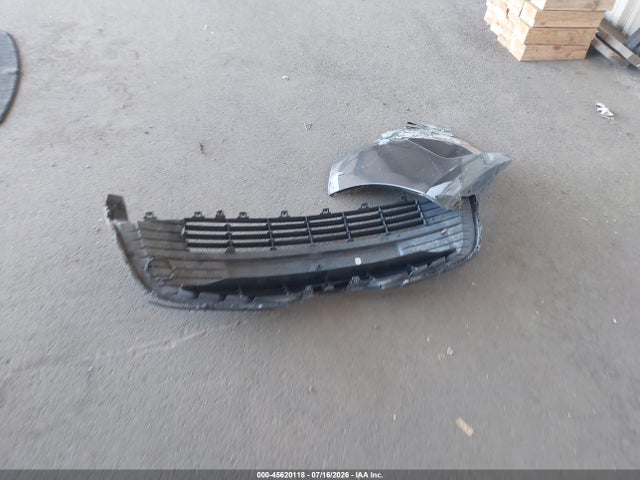 VNKKTUD32GA067318 Toyota YARIS L