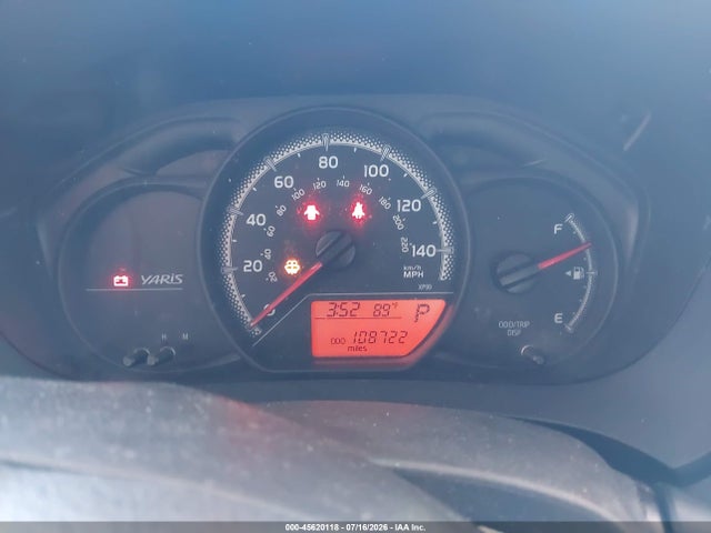 VNKKTUD32GA067318 Toyota YARIS L
