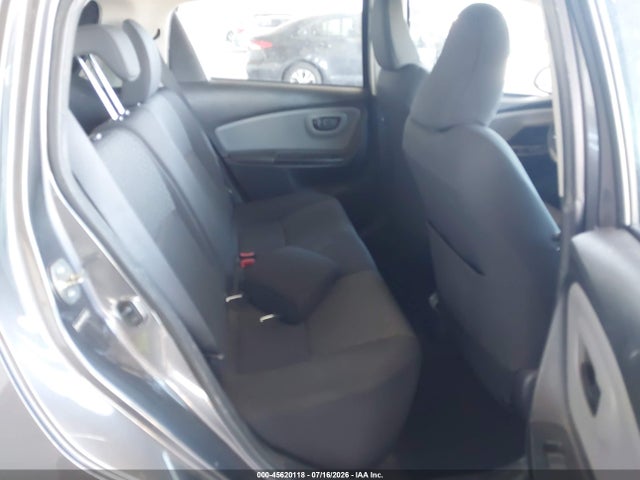 VNKKTUD32GA067318 Toyota YARIS L