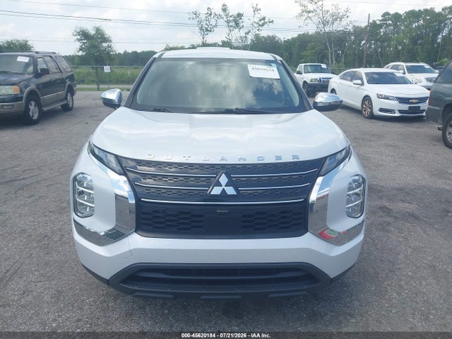 2022 Mitsubishi Outlander Es 2.5 2wd მანქანა იყიდება აუქციონზე, vin: JA4J3TA80NZ065848, აუქციონის ნომერი: 45620184