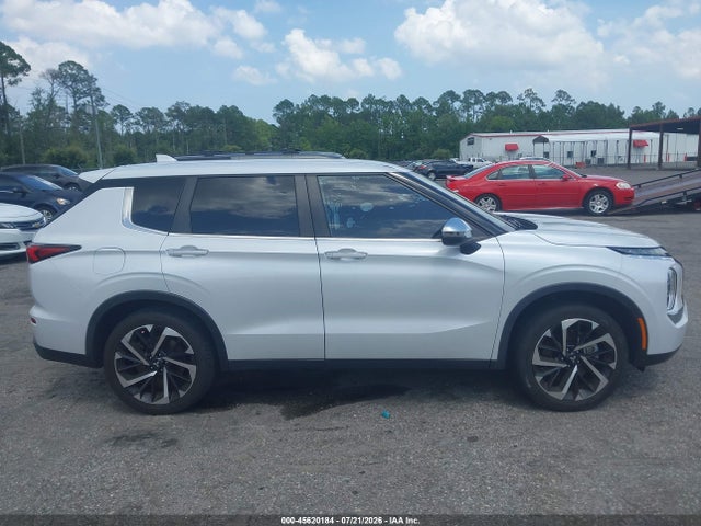 2022 Mitsubishi Outlander Es 2.5 2wd მანქანა იყიდება აუქციონზე, vin: JA4J3TA80NZ065848, აუქციონის ნომერი: 45620184