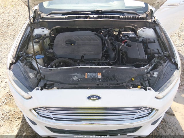3FA6P0HD4FR144789 Ford FUSION SE