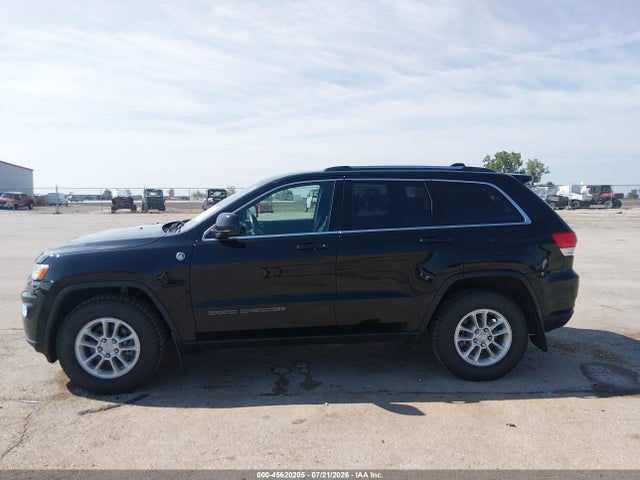 Продажа на аукционе авто 2018 Jeep Grand Cherokee Laredo E 4x4, vin: 1C4RJFAG5JC328355, номер лота: 45620205