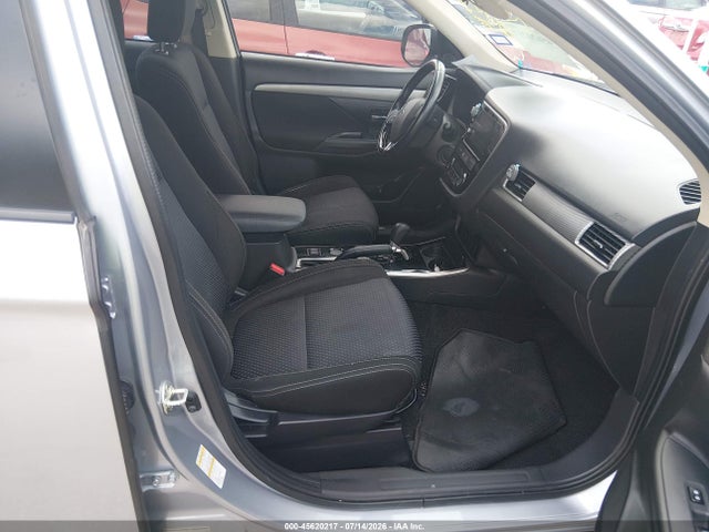 JA4AD3A39HZ008408 Mitsubishi Outlander Se/sel