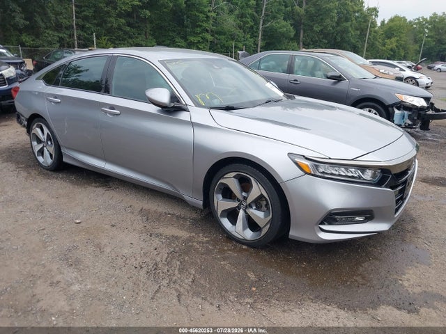 Продажа на аукционе авто 2018 Honda Accord Sport, vin: 1HGCV1F31JA197943, номер лота: 45620253