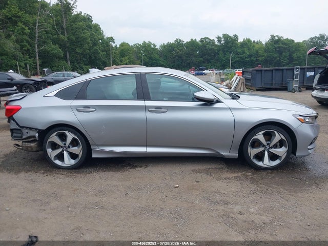 Продажа на аукционе авто 2018 Honda Accord Sport, vin: 1HGCV1F31JA197943, номер лота: 45620253