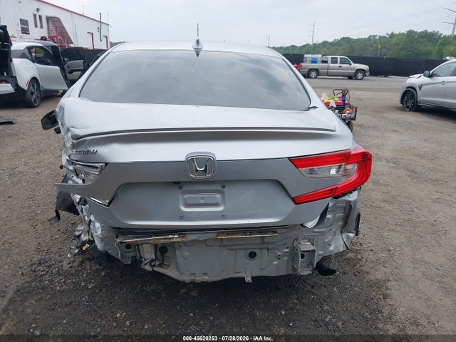 Продажа на аукционе авто 2018 Honda Accord Sport, vin: 1HGCV1F31JA197943, номер лота: 45620253