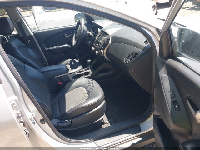 45620273 :رقم المزاد ، KM8JUCAC5AU021810 vin ، 2010 Hyundai Tucson Gls مزاد بيع