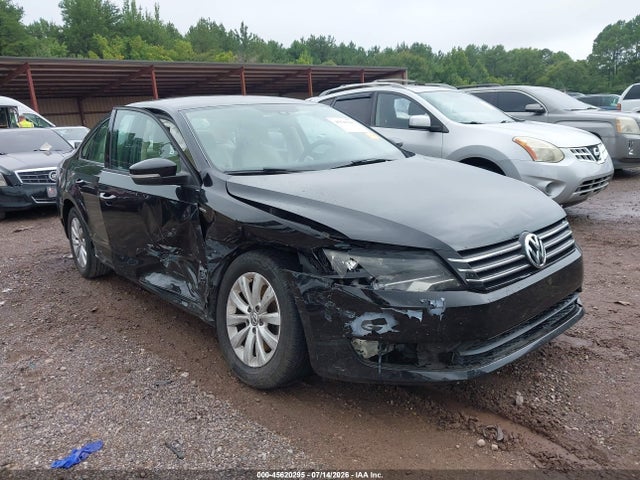 2013 Volkswagen Passat 2.5l Wolfsburg Edition მანქანა იყიდება აუქციონზე, vin: 1VWAH7A35DC144854, აუქციონის ნომერი: 45620295