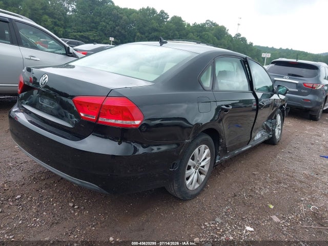 2013 Volkswagen Passat 2.5l Wolfsburg Edition მანქანა იყიდება აუქციონზე, vin: 1VWAH7A35DC144854, აუქციონის ნომერი: 45620295