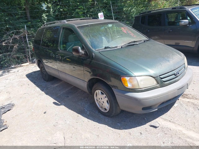 Auction sale of the 2002 Toyota Sienna Ce, vin: 4T3ZF19C52U496677, lot number: 45620335