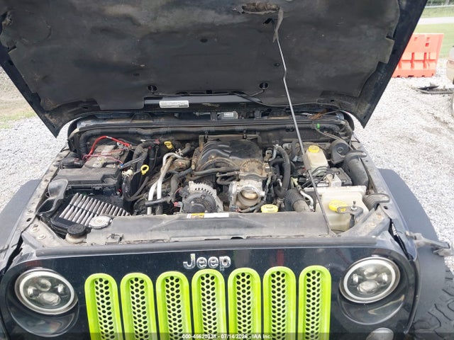 Продажа на аукционе авто 2015 Jeep Wrangler Unlimited Sahara, vin: 1C4HJWEG3FL575869, номер лота: 45620338