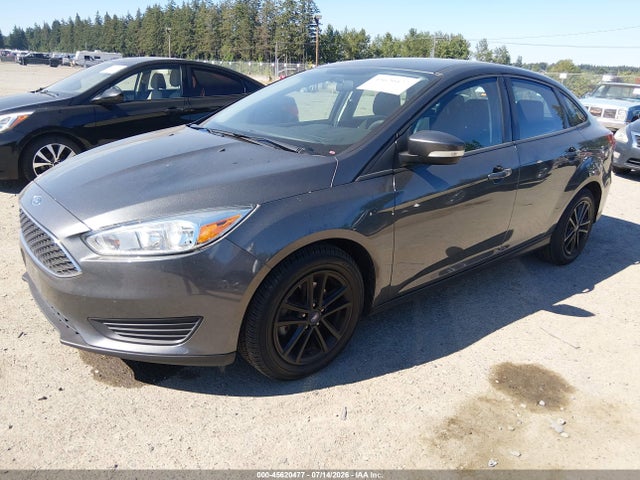 Ford FOCUS SE 2017 1FADP3F24HL304455 Image 2
