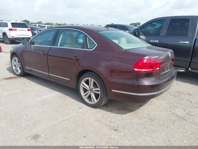 Продаж на аукціоні авто 2013 Volkswagen Passat 2.0l Tdi Sel Premium, vin: 1VWCN7A33DC058900, номер лоту: 45620532