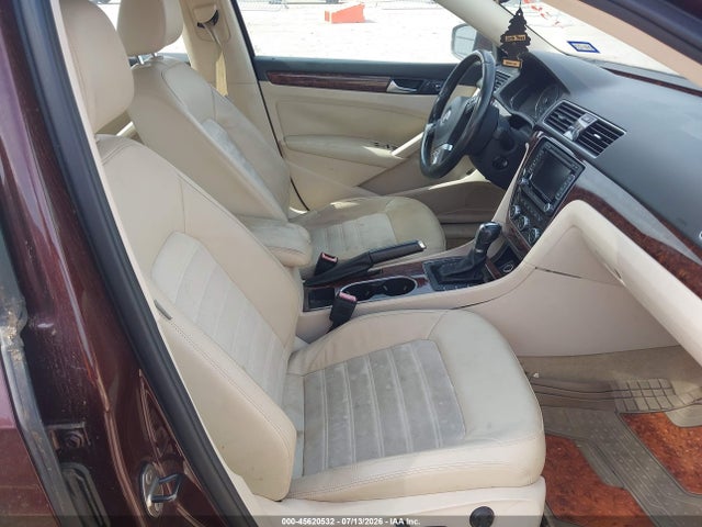 Продаж на аукціоні авто 2013 Volkswagen Passat 2.0l Tdi Sel Premium, vin: 1VWCN7A33DC058900, номер лоту: 45620532