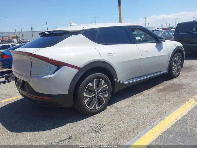 45620539 :رقم المزاد ، KNDC34LA0R5222909 vin ، 2024 Kia Ev6 Light Long Range مزاد بيع