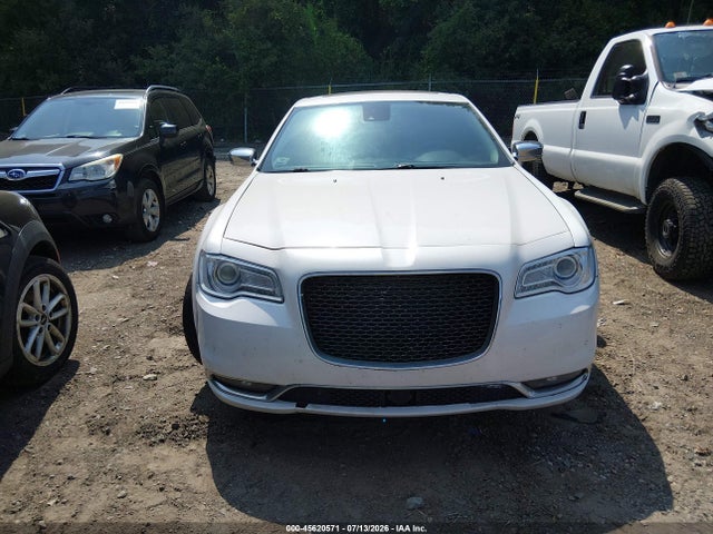 Aukcja sprzedaży 2015 Chrysler 300c, vin: 2C3CCAKG1FH769605, numer aukcji: 45620571